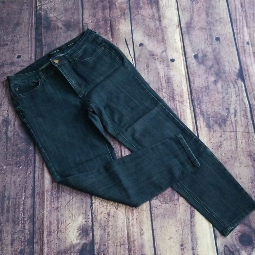 Jones New York Signature Jeans.
